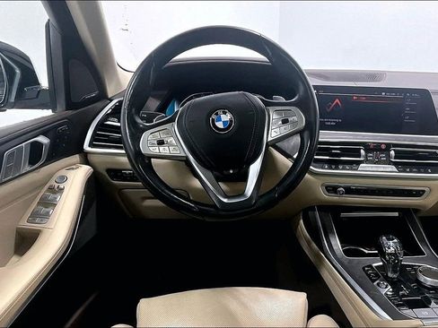 Used 2019 BMW X7 xDrive50i w/ Premium Package image 5