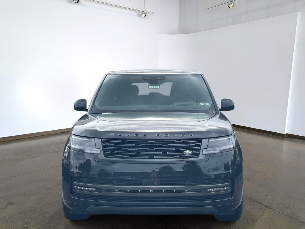New 2026 Land Rover Range Rover Long Wheelbase SE AWD/4WD image 2