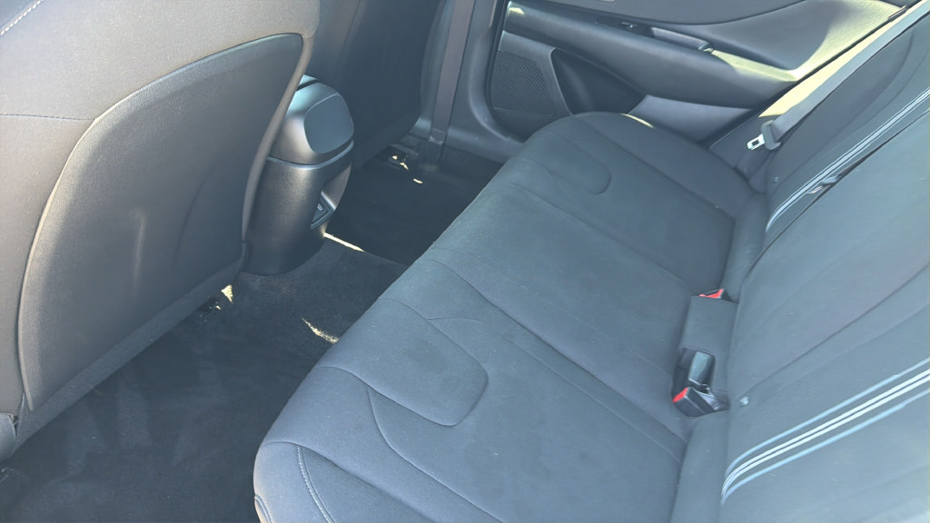 Used 2026 Hyundai Elantra Sport FWD image 24
