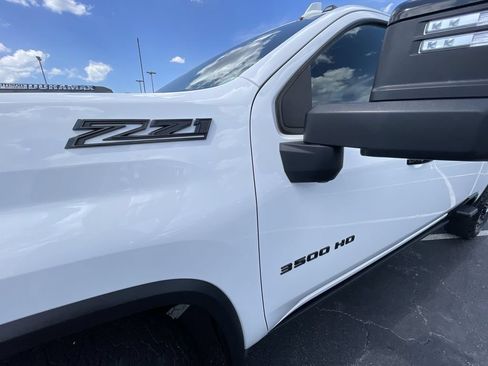 Used 2024 Chevrolet Silverado 3500 LTZ w/ LTZ Plus Package AWD/4WD image 33