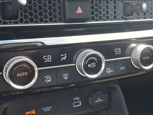 Used 2022 Honda Civic EX image 16