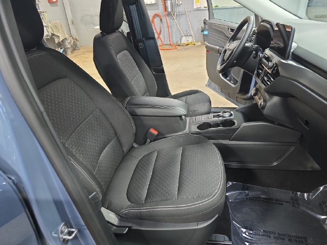 Used 2024 Ford Escape Active AWD/4WD image 12
