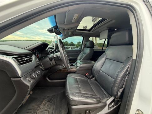 Used 2015 Chevrolet Tahoe LT w/ Luxury Package AWD/4WD image 9