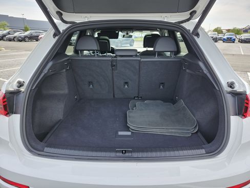 Used 2021 Audi Q3 2.0T Premium AWD/4WD image 23