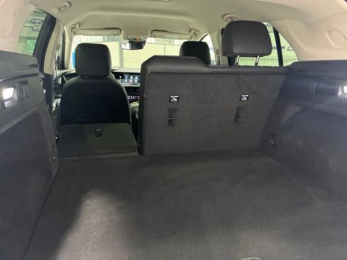 Used 2023 Buick Envision Essence FWD image 36