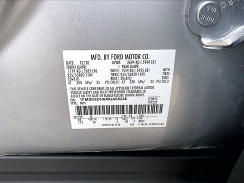 Used 2021 Ford Explorer XLT w/ Equipment Group 202A AWD/4WD image 33