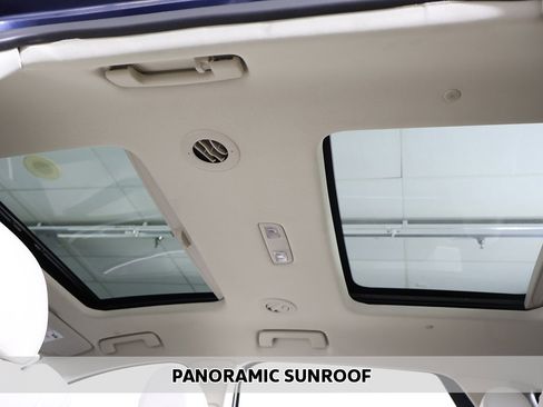 Used 2023 Buick Enclave Essence w/ Experience Buick Package image 3