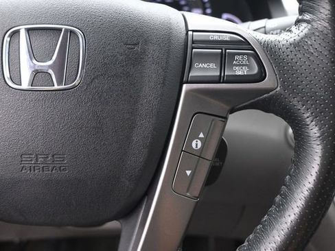 Used 2015 Honda Odyssey Touring Elite image 2