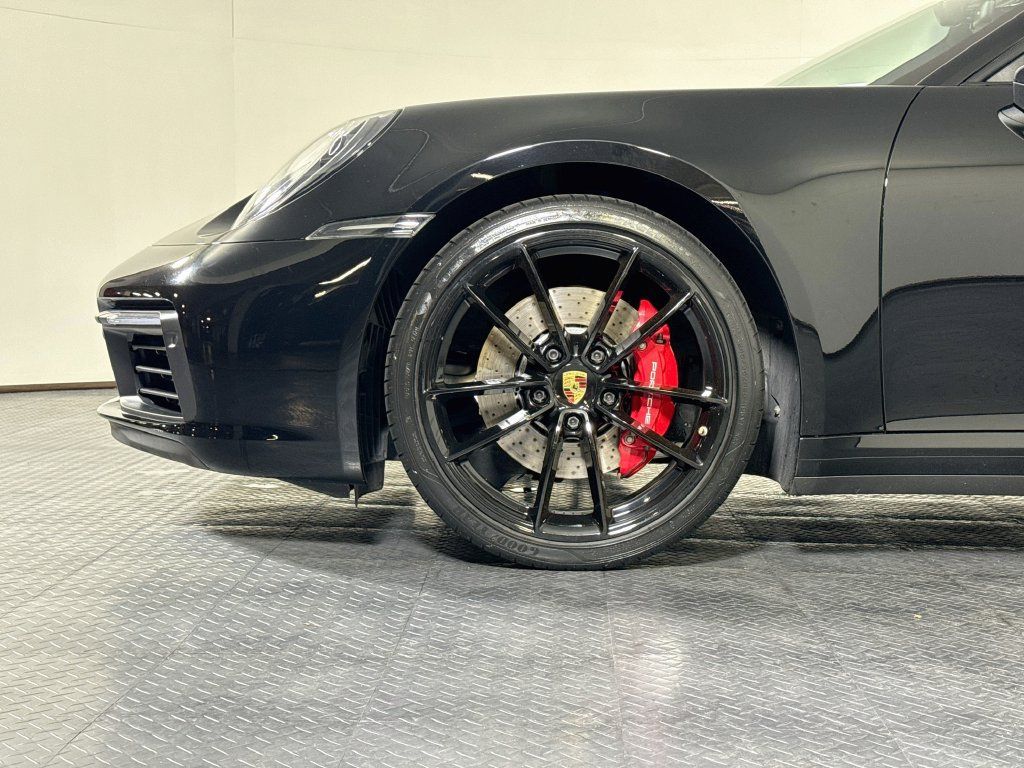 Certified 2022 Porsche 911 Carrera S RWD image 31