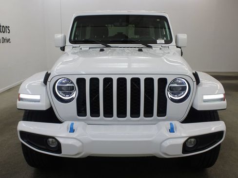Used 2021 Jeep Wrangler Unlimited Sahara AWD/4WD image 7