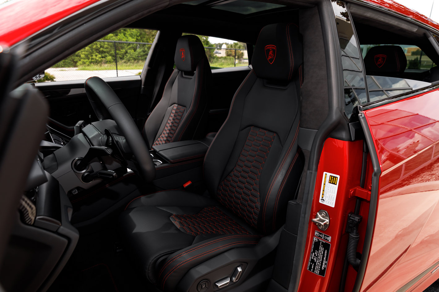 Used 2024 Lamborghini Urus S AWD/4WD image 31