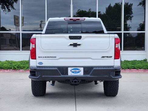 Used 2026 Chevrolet Silverado 1500 ZR2 w/ Dark Appearance Package AWD/4WD image 6