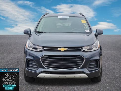 Used 2022 Chevrolet Trax LT w/ Driver Confidence Package AWD/4WD image 14