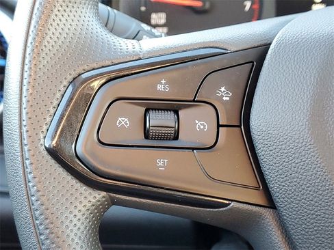 Used 2024 Chevrolet Trax LS w/ LS Convenience Package image 18