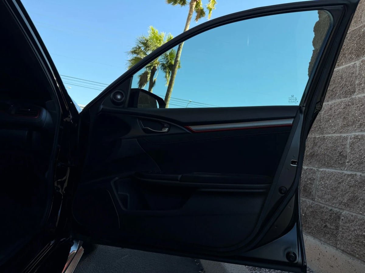 Used 2017 Honda Civic Type R image 39