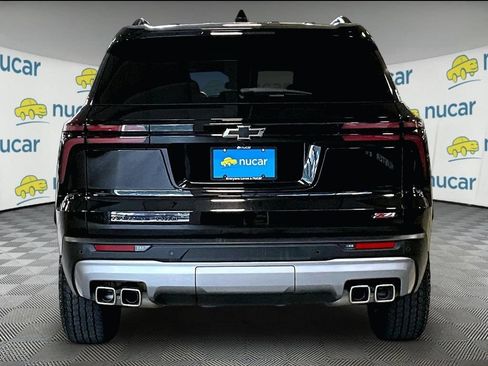 Used 2024 Chevrolet Traverse Z71 AWD/4WD image 5