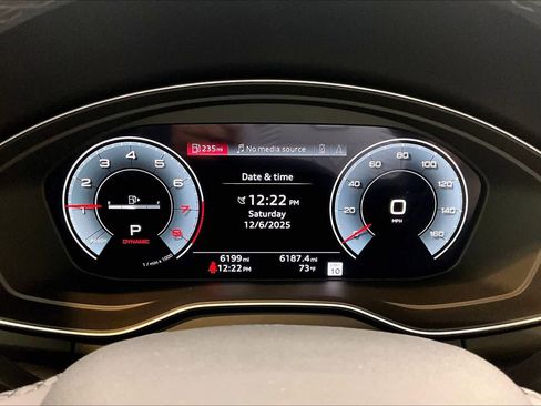 Used 2025 Audi Q5 2.0T Premium Plus w/ Premium Plus Package image 25