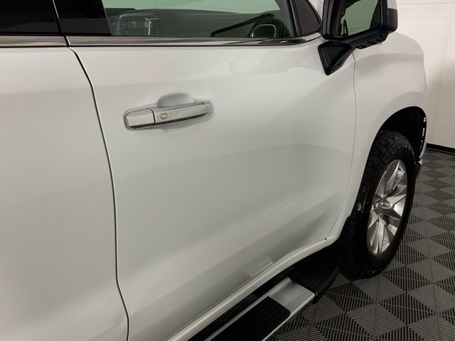 Used 2022 Chevrolet Silverado 1500 LTZ w/ LTZ Premium Package AWD/4WD image 9