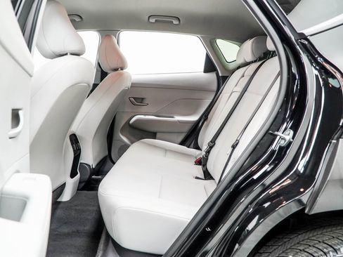 Used 2025 Hyundai Kona SEL image 36