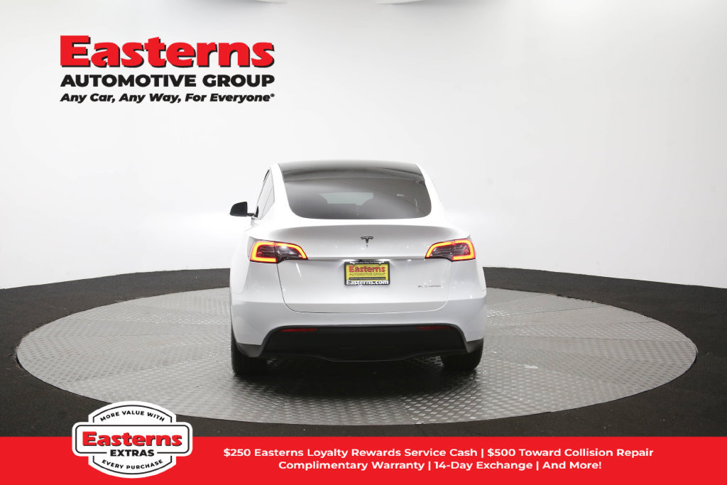 Used 2022 Tesla Model Y Long Range AWD/4WD image 35