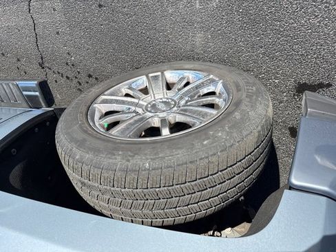 Used 2016 Chevrolet Silverado 1500 High Country w/ High Country Premium Package image 9