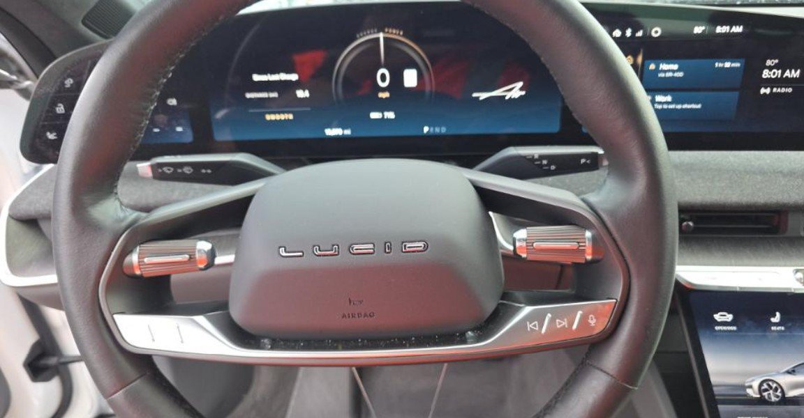Used 2024 Lucid Air Pure RWD image 3