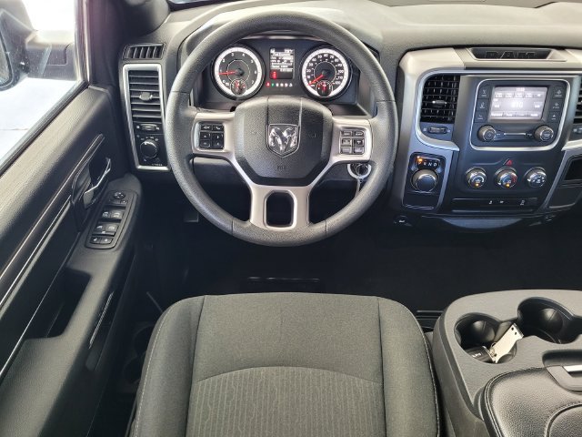 Used 2024 RAM 1500 Warlock RWD image 16