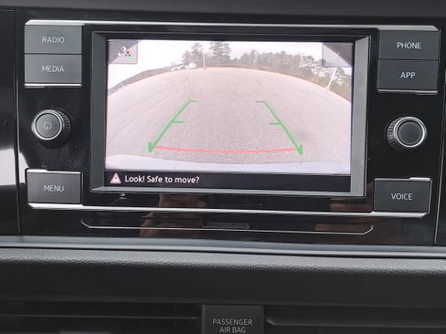 Certified 2024 Volkswagen Jetta Sport image 22