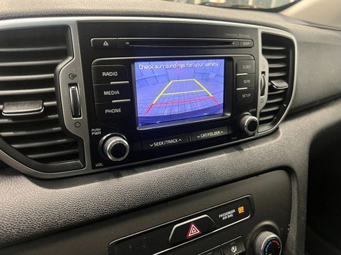 Used 2017 Kia Sportage LX image 20