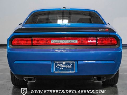 Used 2009 Dodge Challenger SRT8 w/ SRT Option Group II image 11