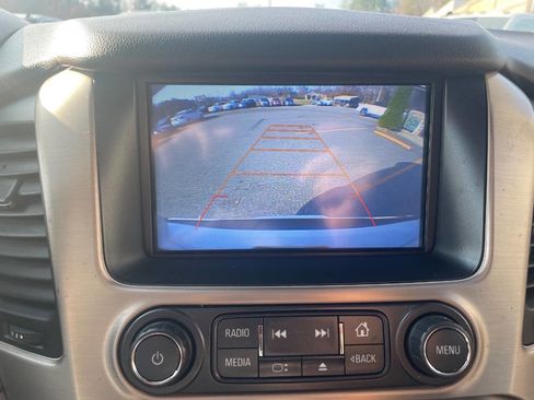 Used 2017 GMC Yukon XL Denali w/ Open Road Package image 33