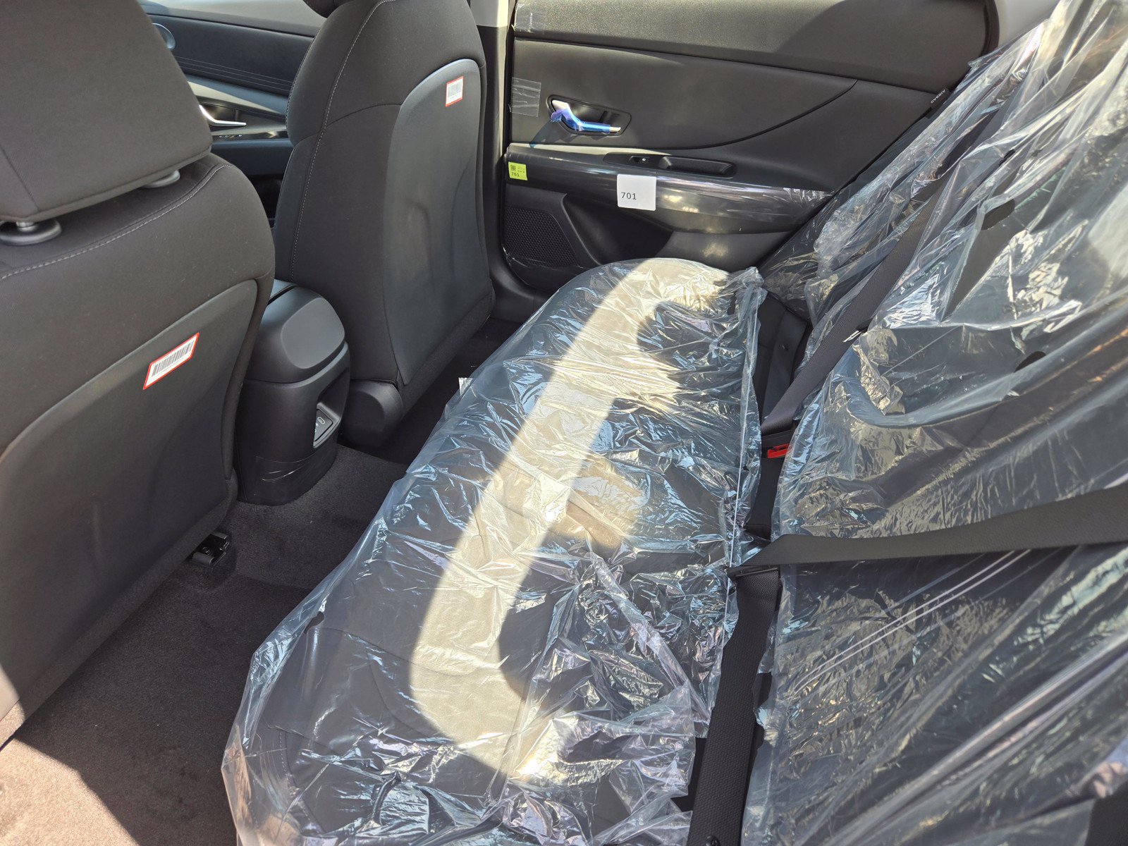 New 2026 Hyundai Elantra Hybrid FWD image 13