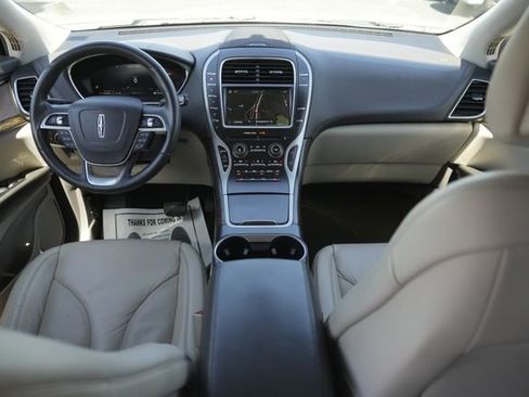 Used 2019 Lincoln Nautilus Select image 20