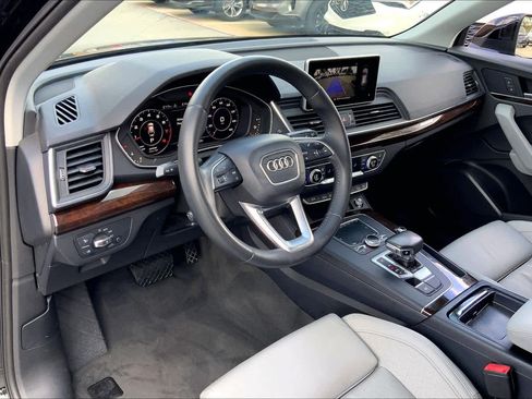 Used 2018 Audi Q5 2.0T Premium Plus w/ Premium Plus Package image 18