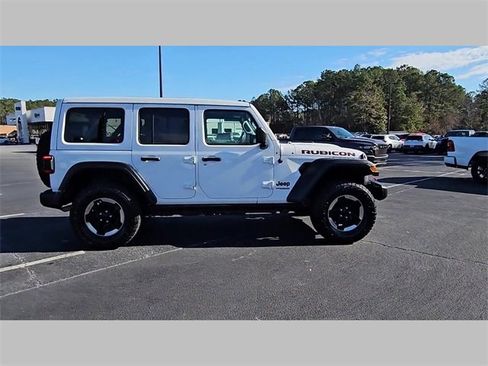 Used 2018 Jeep Wrangler Unlimited Rubicon image 34