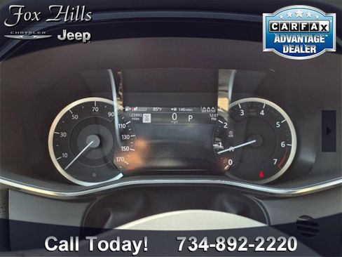 Used 2022 Jaguar F-PACE S image 19