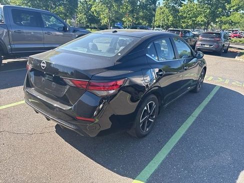 Used 2025 Nissan Sentra SV FWD image 6
