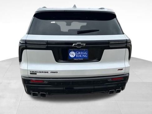 Used 2024 Chevrolet Traverse RS w/ LPO, Floor Liner Package image 7