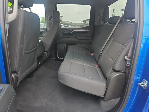 Used 2023 Chevrolet Silverado 1500 LT w/ Z71 Off-Road Package AWD/4WD image 24