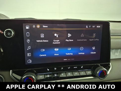 Used 2024 Chevrolet Colorado ZR2 w/ Technology Package image 17