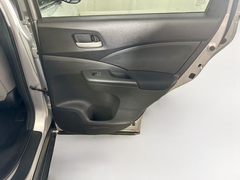 Used 2016 Honda CR-V SE image 27