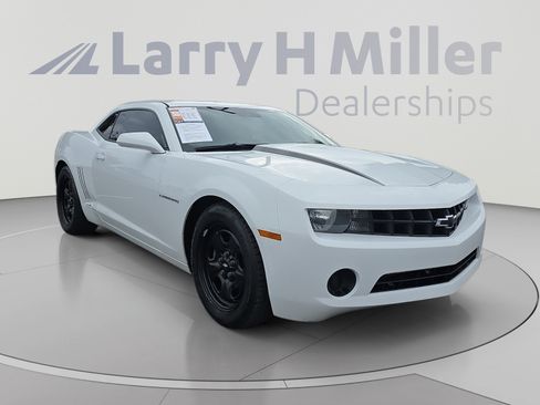 Used 2013 Chevrolet Camaro LS RWD image 7