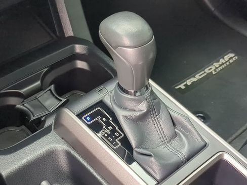 Used 2022 Toyota Tacoma Limited w/ Nightshade Package image 34