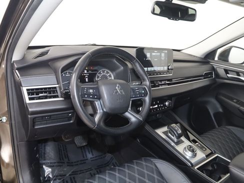 Used 2022 Mitsubishi Outlander SEL AWD/4WD image 25