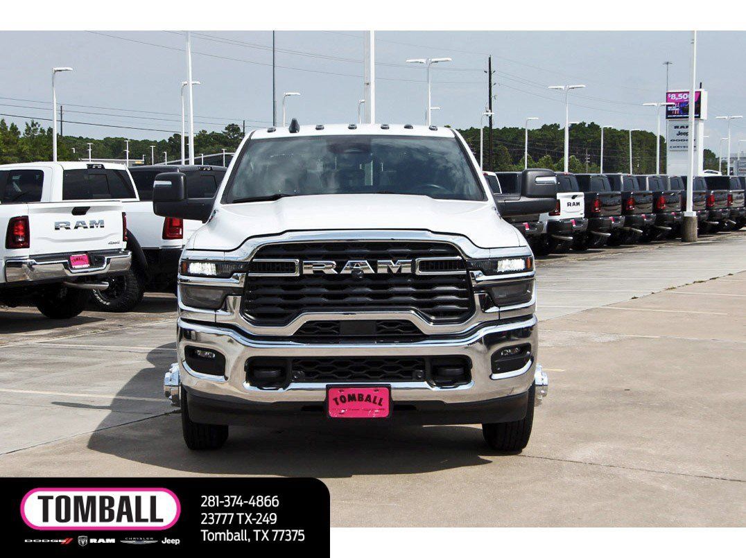 Used 2026 RAM 3500 Tradesman AWD/4WD image 2