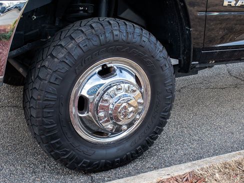 Used 2020 RAM 3500 Big Horn image 5