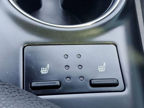 Used 2020 Toyota Camry XSE image 34