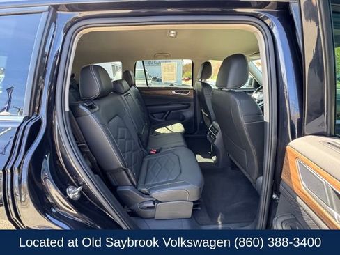 Used 2025 Volkswagen Atlas SE AWD/4WD image 25