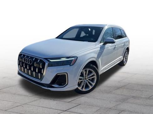Used 2025 Audi Q7 3.0T Premium Plus AWD/4WD image 3
