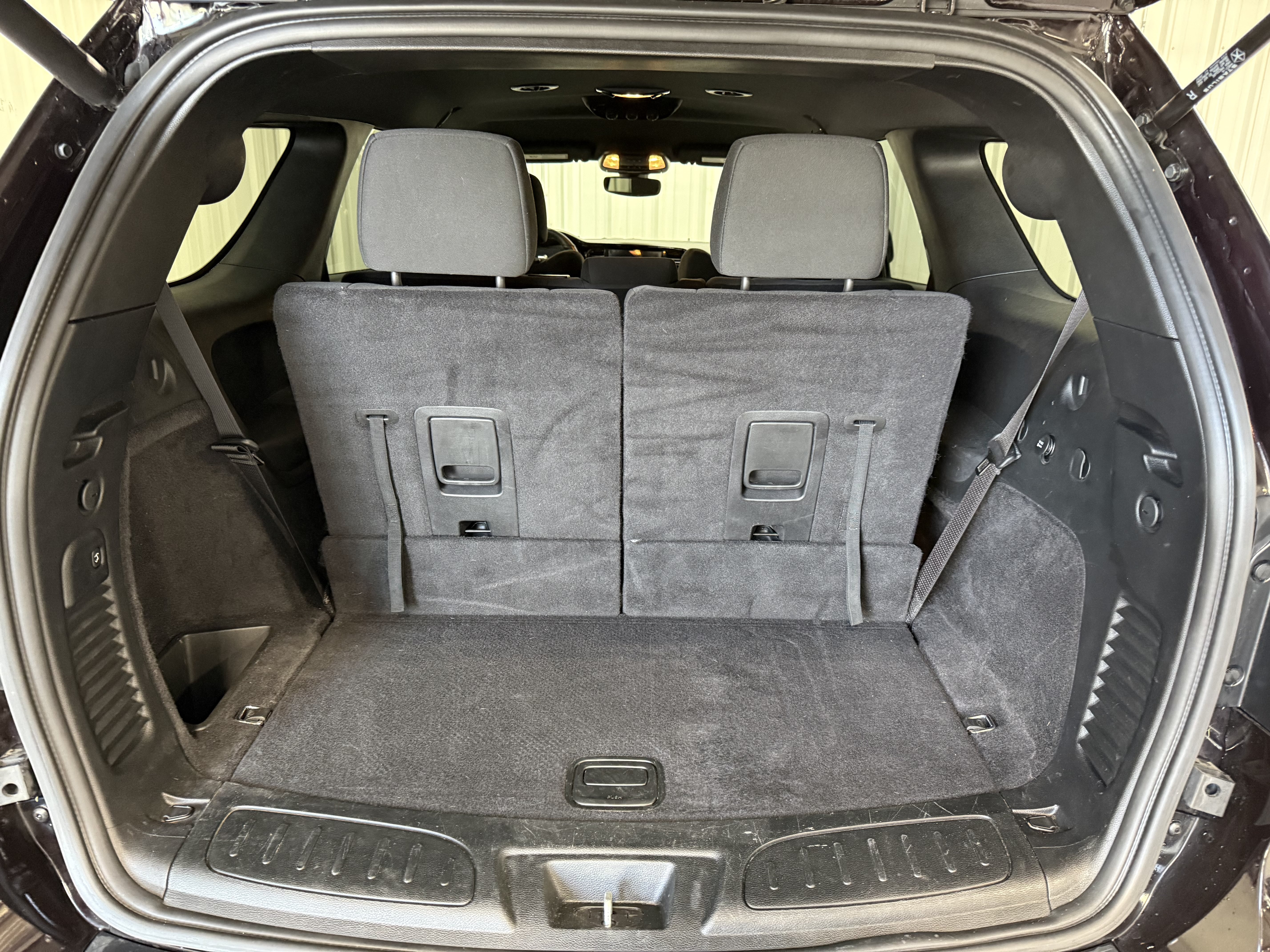 Used 2025 Dodge Durango R/T w/ Blacktop Package AWD/4WD image 5